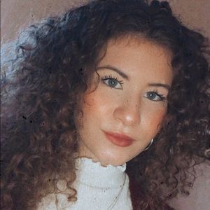 Meet your Posher, Natalia